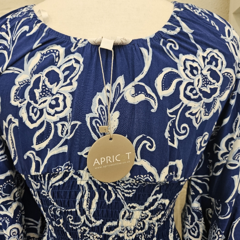 Bell Sleeve Hibiscus Print Dress - Picture 6 of 10